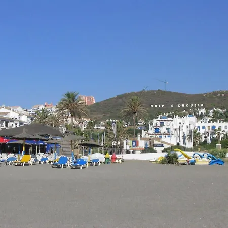 Mikonos Playa: Beachfront Retreat With Marina Access Apartment