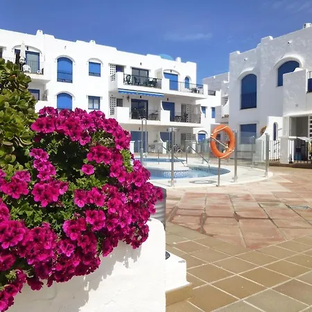Apartment Mikonos Playa: Beachfront Retreat With Marina Access *