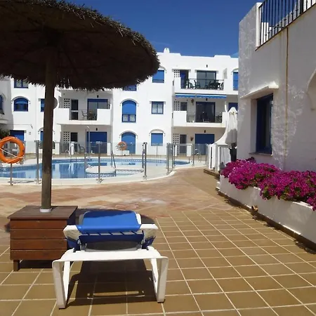Mikonos Playa: Beachfront Retreat With Marina Access Apartment *