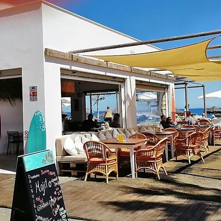 Mikonos Playa: Beachfront Retreat With Marina Access Castillo de Sabinillas