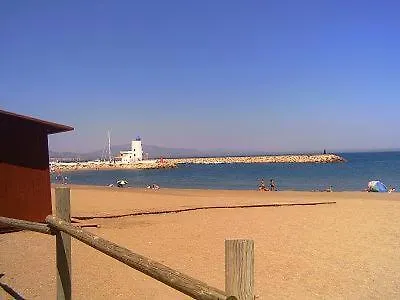 28 Mikonos Playa In Puerto De La Duquesa 2 Bed 2 Bath Ideally Located To The Beach & Marina *